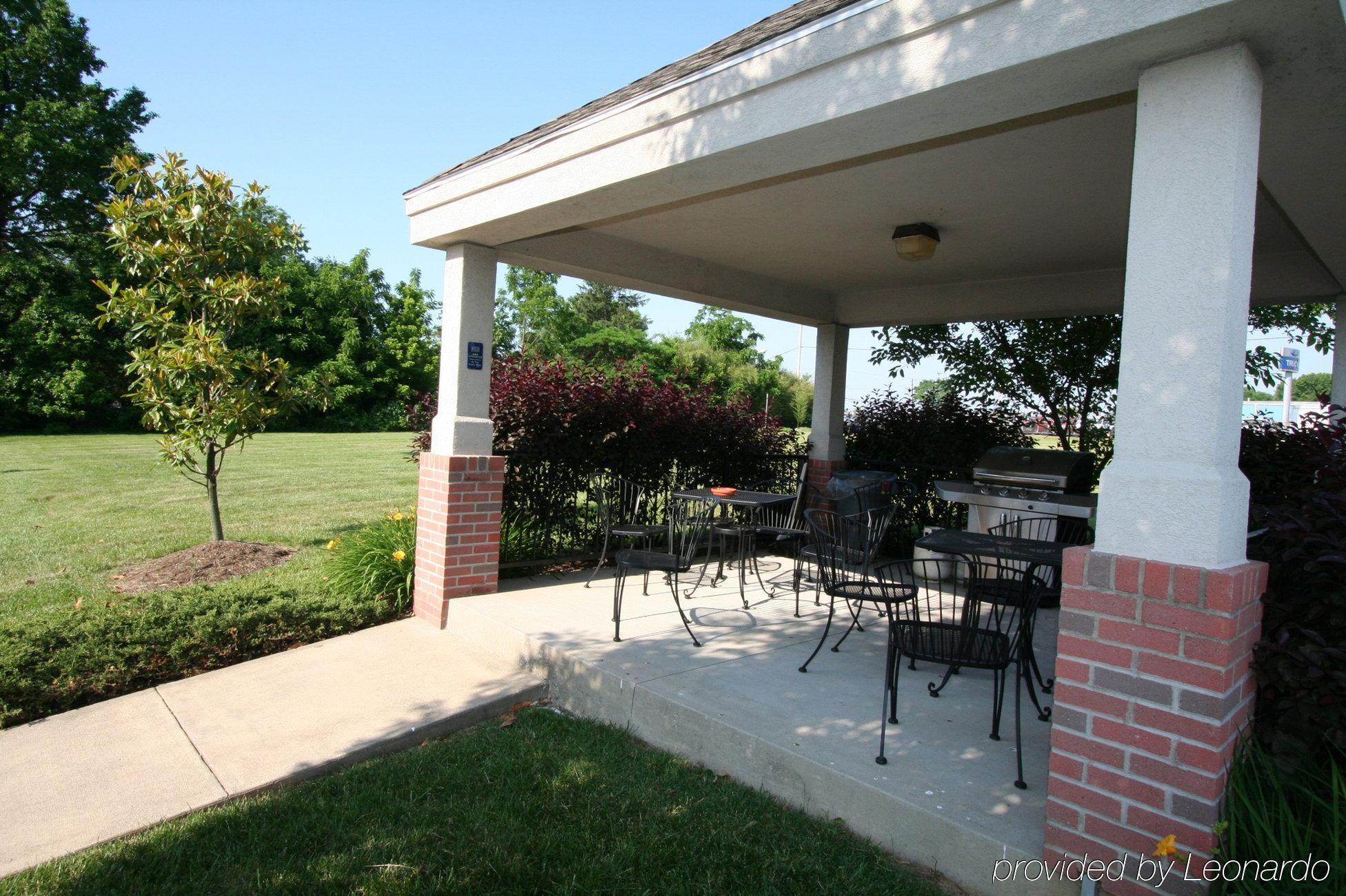 Candlewood Suites Louisville Airport By Ihg Εξωτερικό φωτογραφία