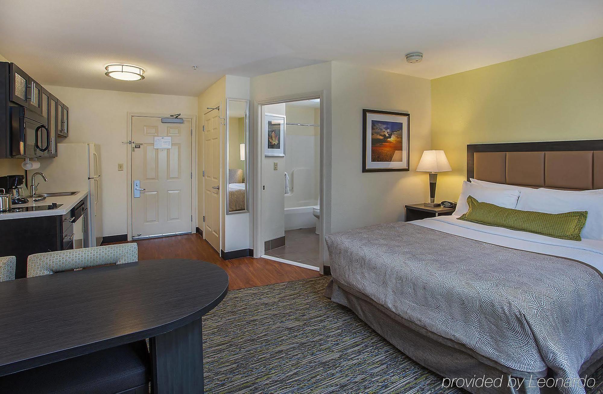 Candlewood Suites Louisville Airport By Ihg Εξωτερικό φωτογραφία